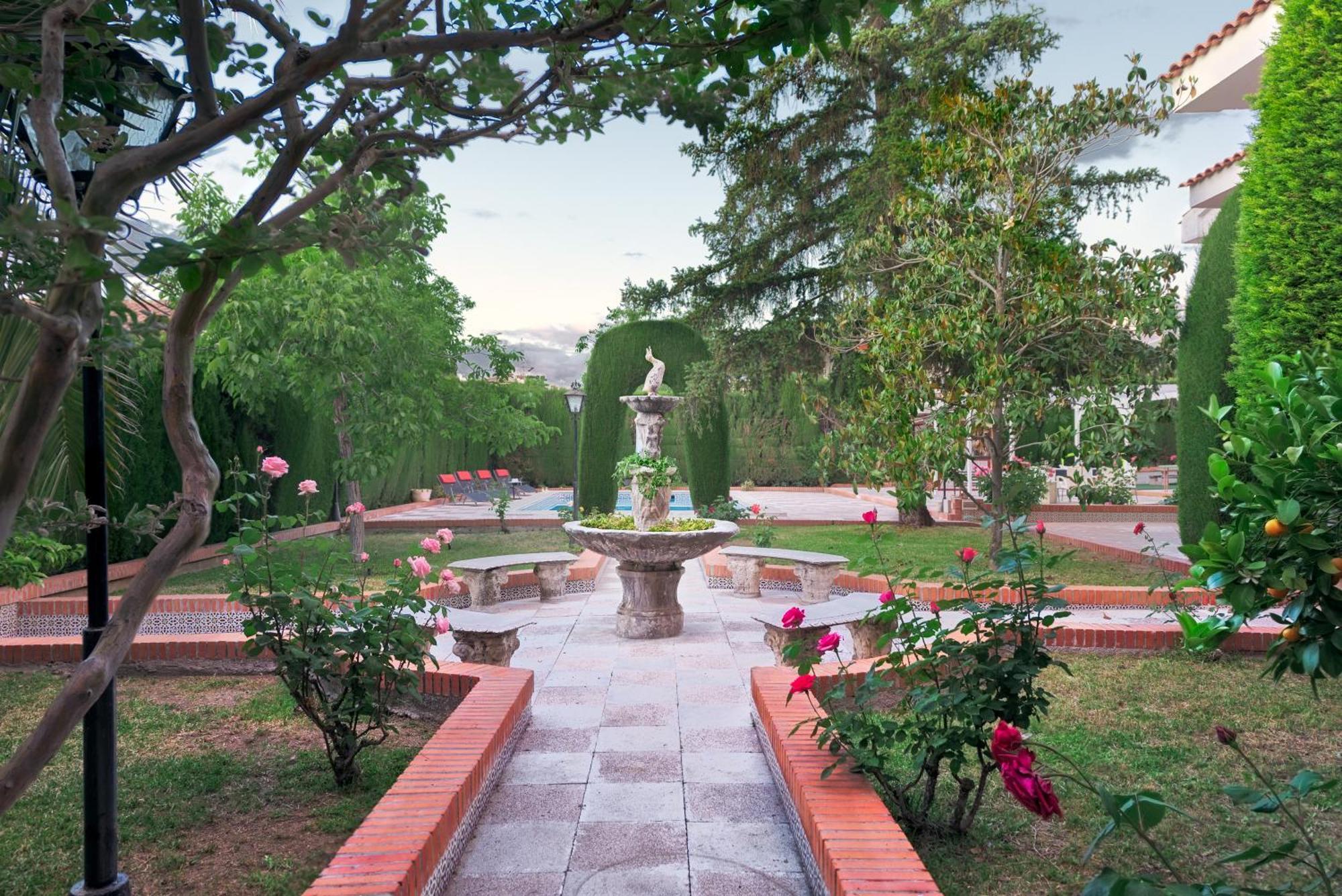 Villa Granada Garden Deluxe Monachil Dış mekan fotoğraf